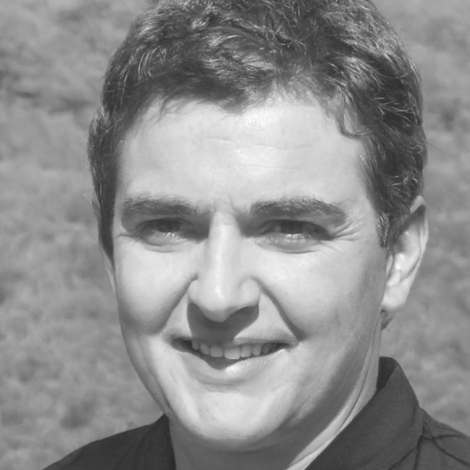Portrait professionnel de Théo Moreau, consultant senior